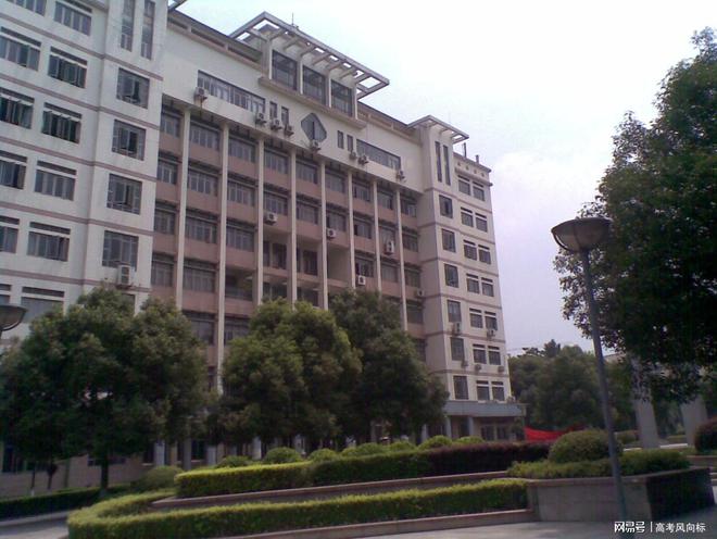 CQ9电子 CQ9传奇电子武汉纺织大学什么专业好？用途广泛实力强这个专业你得知道！(图4)