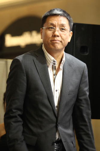 黄奕优雅亮相时装杂志美妆节CQ9电子 CQ9传奇电子(图4)