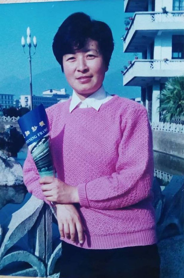 一张老照片她把2CQ9电子 CQ9传奇电子6年最美好的青春留