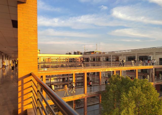 武汉纺织大学怎么样？是一本吗？一文CQ9电子 CQ9传奇电子给你答案！(图4)