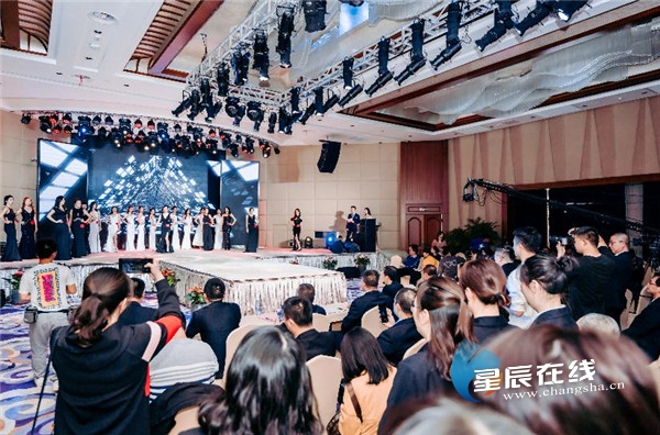 2020 “天泽华丽杯”网络CQ9电子 CQ9传奇电子服装模特大赛二十强发布(图2)