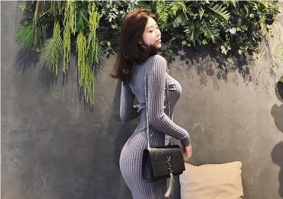她是大码模特代CQ9电子 CQ9传奇电子表长相妩媚身材诱人人称“最美时装模特”！(图3)