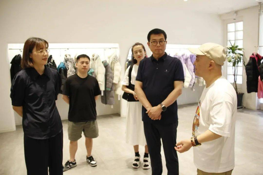 中国服装设计师协会参观走访服装企业共助许村产业发展CQ9电子 CQ9传奇电子