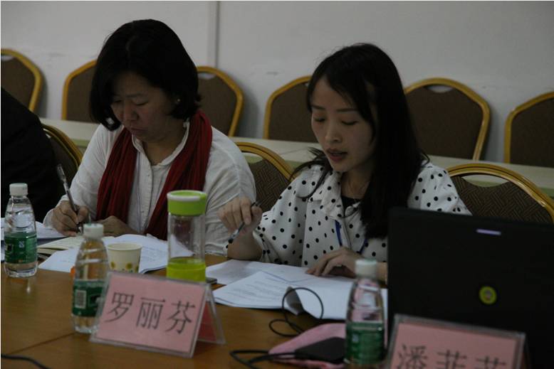 CQ9电子 CQ9传奇电子服装重点专业建设指导委员会成立大会(图2)