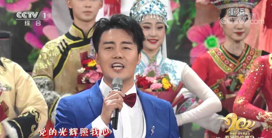 CQ9电子 CQ9传奇电子张英席：到“私人定制”门店量体裁衣新年过去一个月才做新衣服(图5)