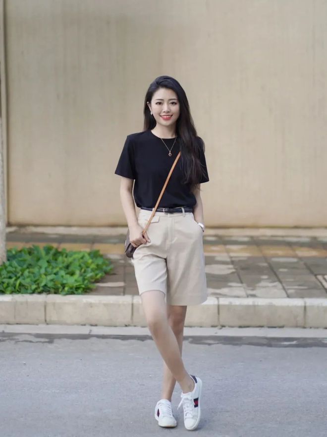 CQ9电子 CQ9传奇电子今夏穿这6件衣服好看又高级(图13)