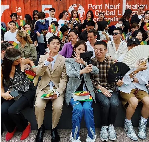 CQ9电子 CQ9传奇电子看完这场土到爆炸的顶级时装秀我窒息了(图4)