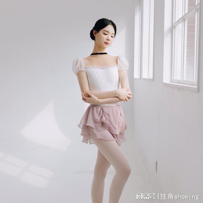 想要让舞蹈更美就必须要有这样一件时尚唯美的白纱舞蹈裙！CQ9电子 CQ9传奇电子