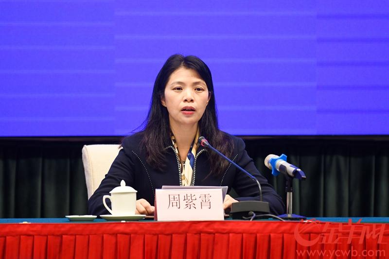 老人、儿童、孕产妇如何防控疫情？专家：再无聊也不能出去跳广场舞病毒感染有母胎垂直传CQ9电子 CQ9传奇电子播可能(图2)