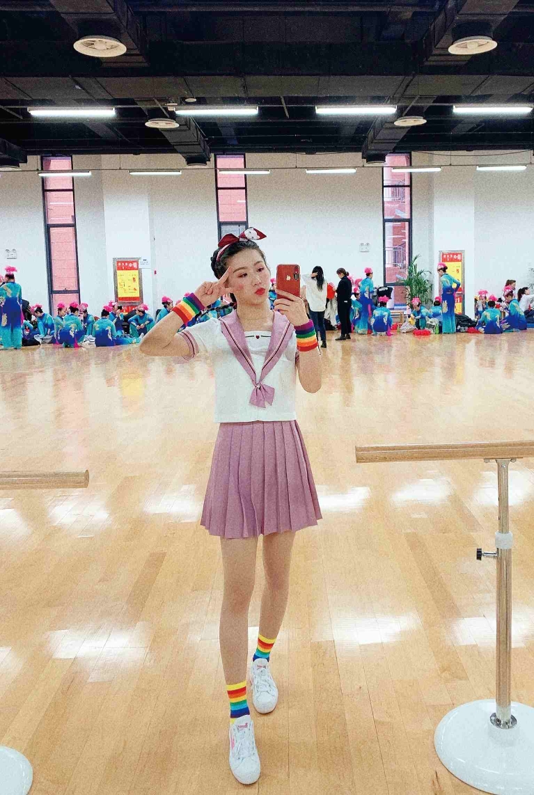 CQ9电子 CQ9传奇电子广场舞俘获多少人心(图3)