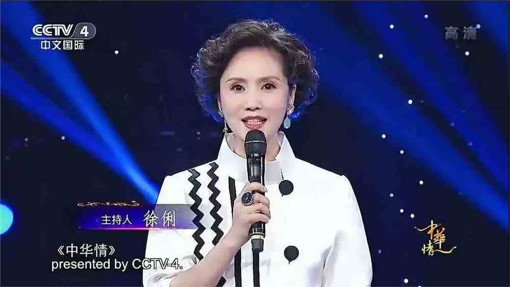 CQ9电子 CQ9传奇电子【艺考服装造型】知名高定服装设计师亲临中艺纵横指导(图2)