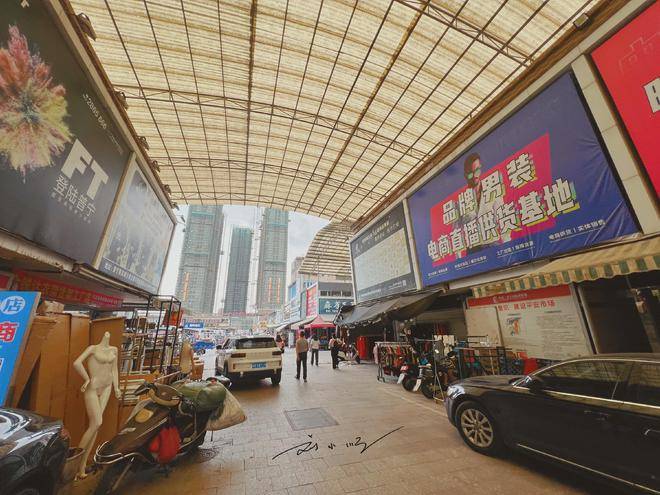 中国·普宁国际服装城：粤东最大的服装批发市场果然名不虚传！CQ9电子 CQ9传奇电子(图11)