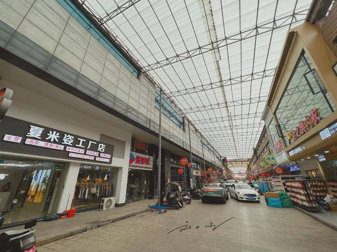 中国·普宁国际服装城：粤东最大的服装批发市场果然名不虚传！CQ9电子 CQ9传奇电子(图10)