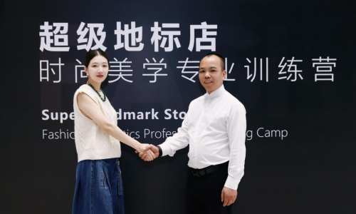 CQ9电子 CQ9传奇电子时尚女装品牌曼德诗：重塑专业 延续美学(图3)