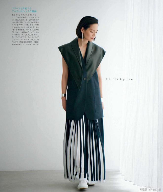 中年女人要美得优雅这几款服装减龄又显身材时尚又能彰显品位CQ9电子 CQ9传奇电子(图3)