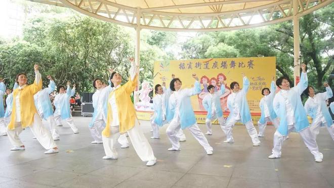 CQ9电子 CQ9传奇电子人到中年经常跳广场舞会带来这些意想不到的好处！(图4)