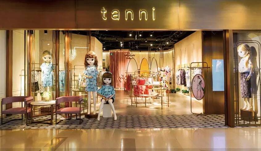 重磅！上半年火了CQ9电子 CQ9传奇电子这50个女装品牌！(图3)