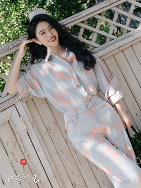 品牌女装服饰加盟怎么选？mithworld呈现春季多样穿搭CQ9电子 CQ9传奇电子(图2)