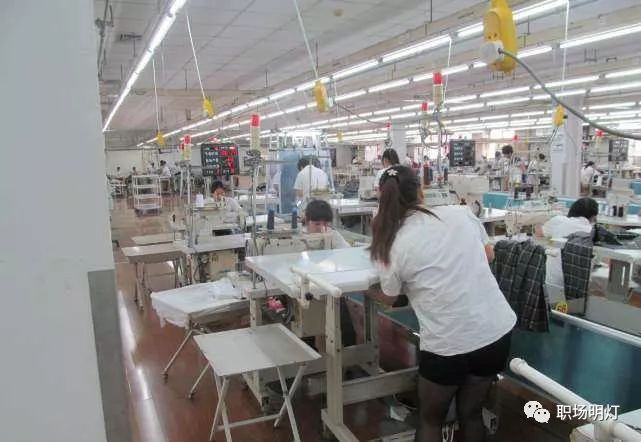 CQ9电子 CQ9传奇电子服装厂打工妹晒出自己工资网友：我发现我严重拖后腿了！(图3)