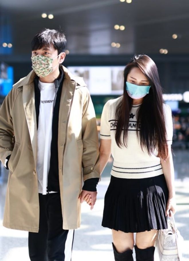 CQ9电子 CQ9传奇电子伊能静56岁这状态也太好了吧！穿小短裙比少女还嫩(图2)