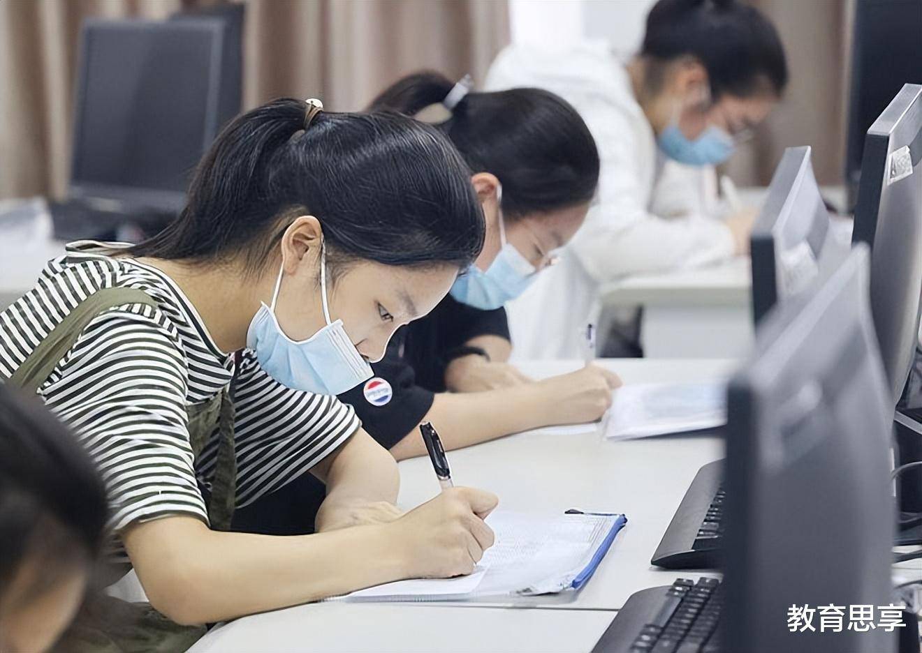 CQ9电子 CQ9传奇电子学硕与专硕到底谁才是未来职场的宠儿？(图2)