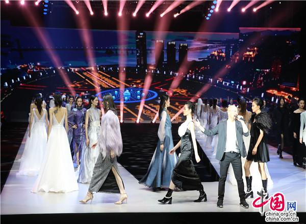 2020中国（大连）国际服装纺织品博览会启幕CQ9电子 CQ9传奇电子(图2)