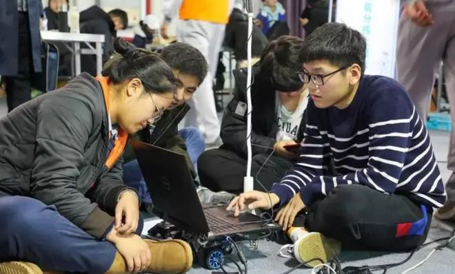 CQ9电子 CQ9传奇电子新工科时代或将到来？冷门专业变“大热门”就业前景也一片大好(图6)