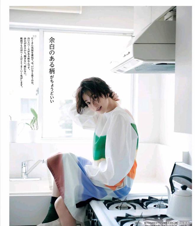 适合40岁女人的十CQ9电子 CQ9传奇电子款夏装端庄大气不失时尚精致优雅又显年轻(图10)